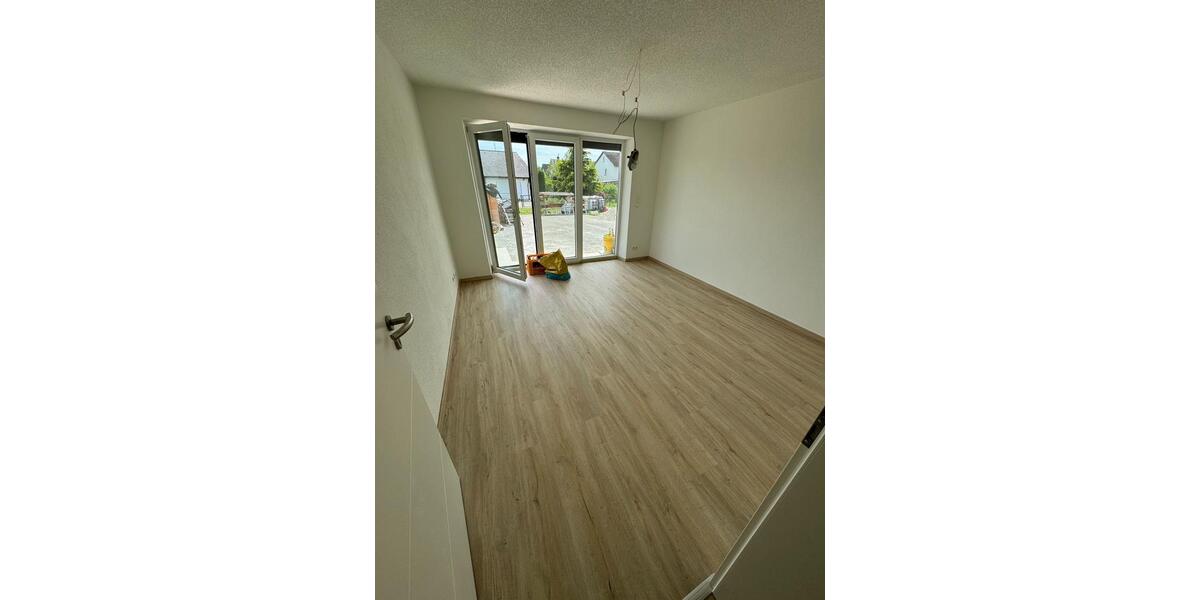 Erdgeschoßwohnung Gerzen - 3 Zimmer, 70 m&sup2;, 1.000&euro; | Angebot:24841185