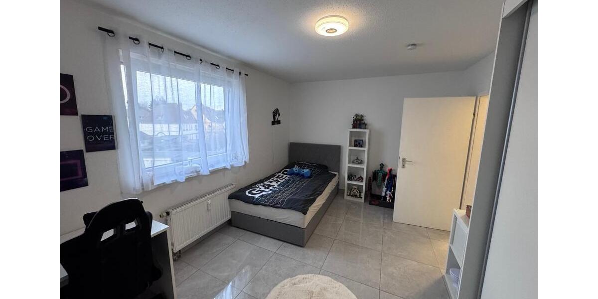 Etagenwohnung Schwerte - 2 Zimmer, 63 m&sup2;, 760&euro; | Angebot:24851448