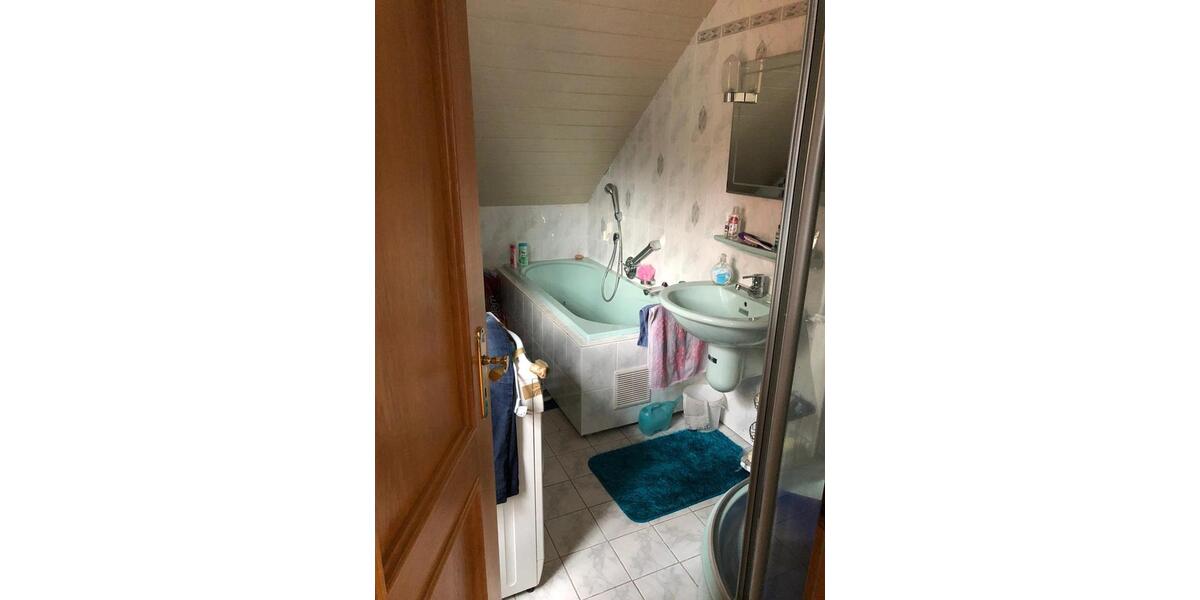 Etagenwohnung Falkenfels - 1 Zimmer, 60 m&sup2;, 680&euro; | Angebot:26094394