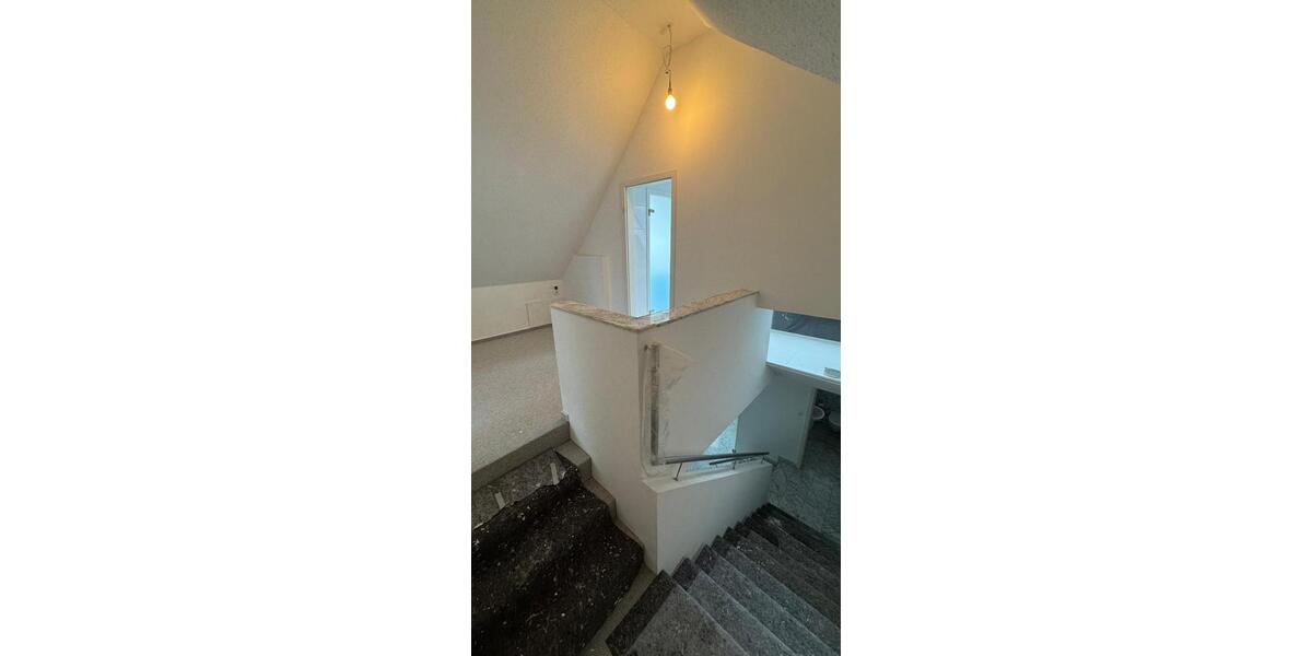 Etagenwohnung Osnabrück Hafen - 2 Zimmer, 123 m&sup2;, 1.490&euro; | Angebot:26019406