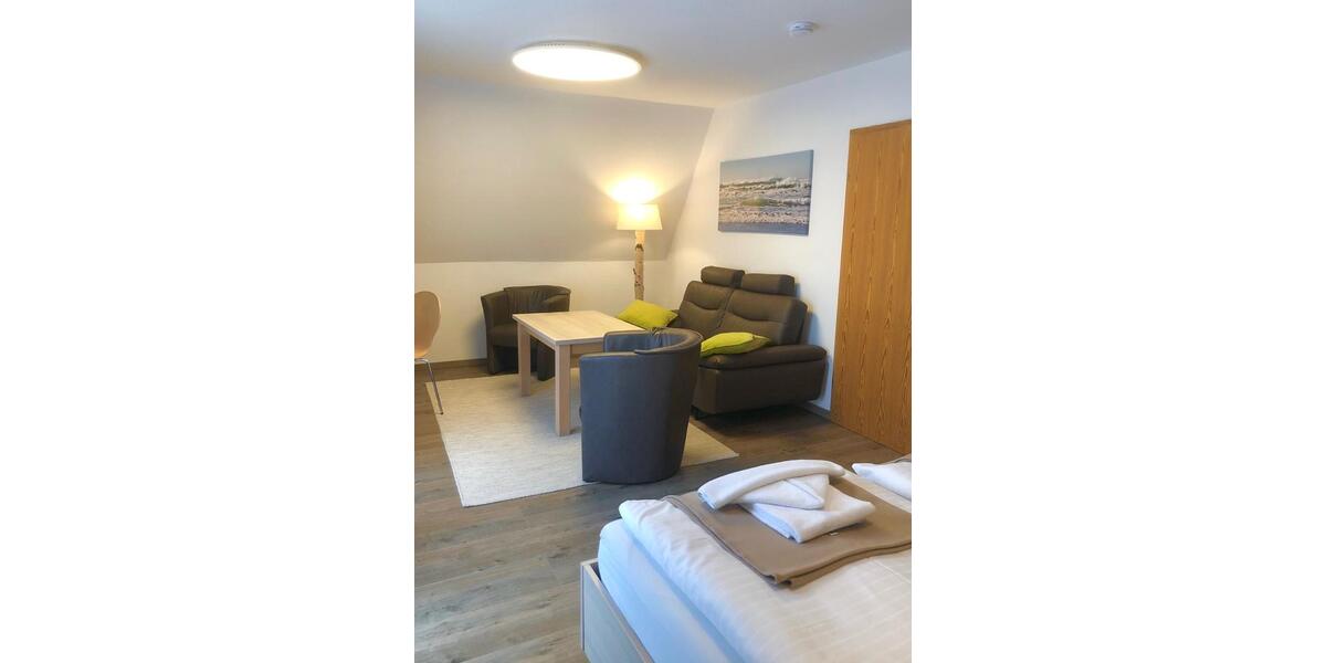 Etagenwohnung Rostock Hohe Düne - 1 Zimmer, 20 m&sup2;, 480&euro; | Angebot:24699984