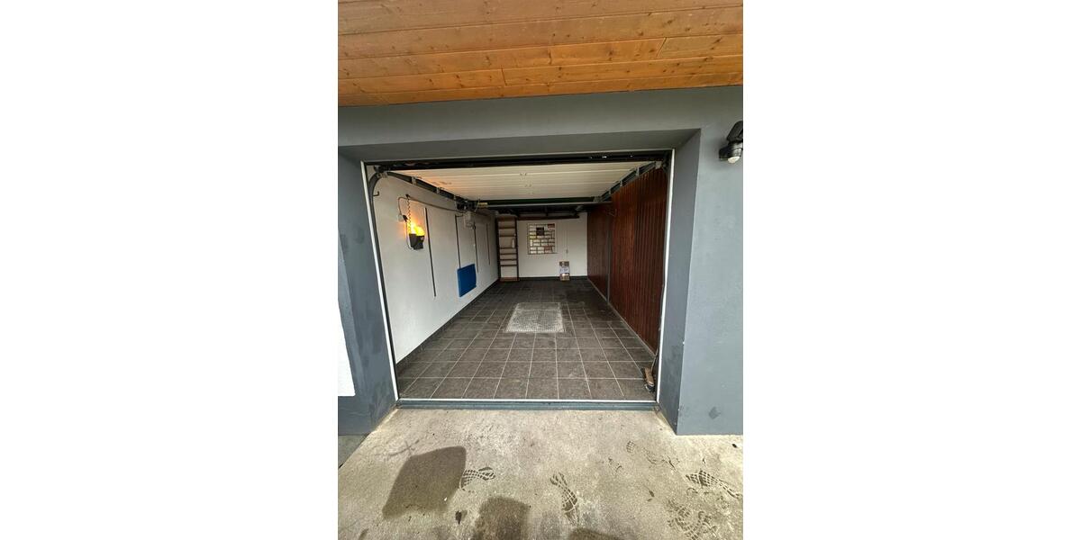 Erdgeschoßwohnung Niederkassel - 4 Zimmer, 85 m&sup2;, 1.400&euro; | Angebot:26396471