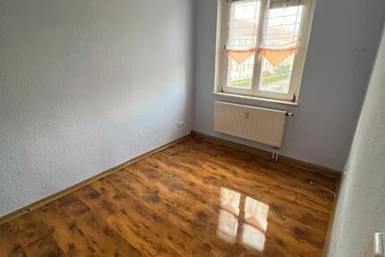 Wohnung Hohenmölsen - 2 Zimmer, 36 m&sup2;, 260&euro; | Angebot:24623968