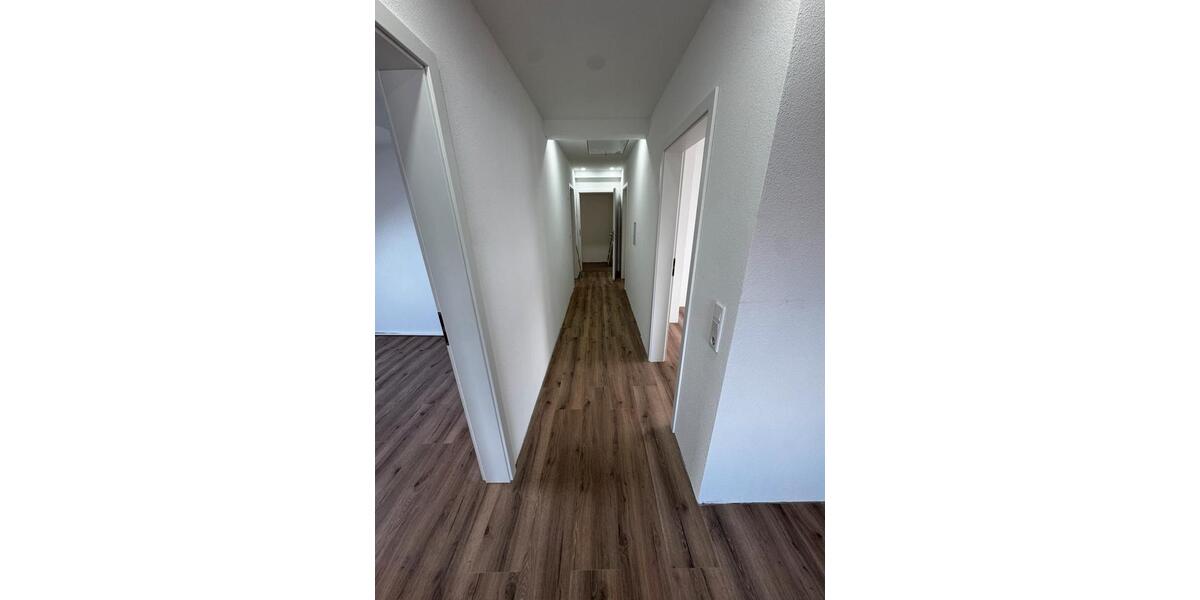 Dachgeschoßwohnung Amorbach - 4 Zimmer, 93 m&sup2;, 850&euro; | Angebot:26003215
