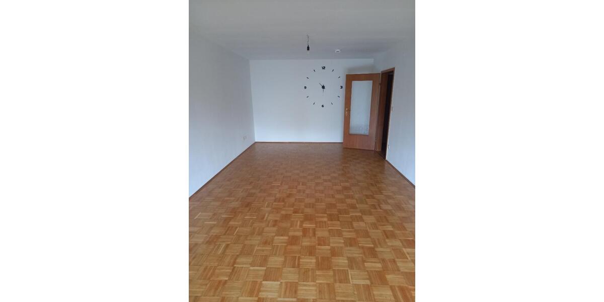 Etagenwohnung Ainring - 34 Zimmer, 69 m&sup2;, 620&euro; | Angebot:24802561