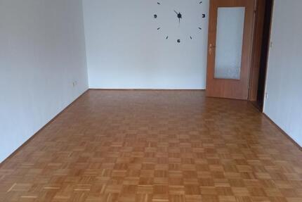 Wohnung Ainring - 34 Zimmer, 69 m&sup2;, 620&euro; | Angebot:24802561