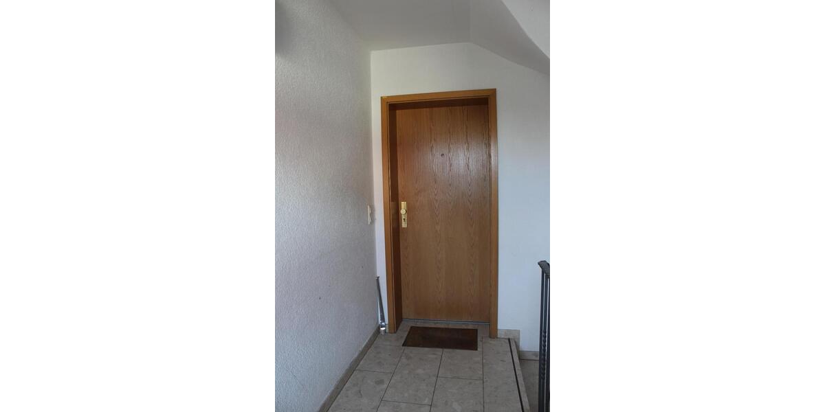 Etagenwohnung Radeberg - 2 Zimmer, 54 m&sup2;, 599&euro; | Angebot:25235582