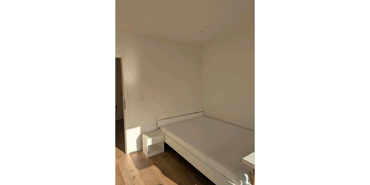 Wohnen auf Zeit Osnabrück Hellern - 4 Zimmer, 20 m&sup2;, 490&euro; | Angebot:26043081