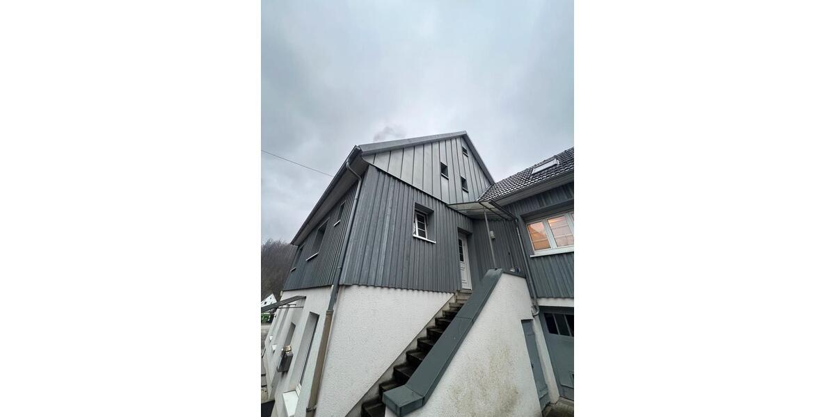 Wohnen auf Zeit Bergneustadt - 1 Zimmer, 12 m&sup2;, 400&euro; | Angebot:24776450