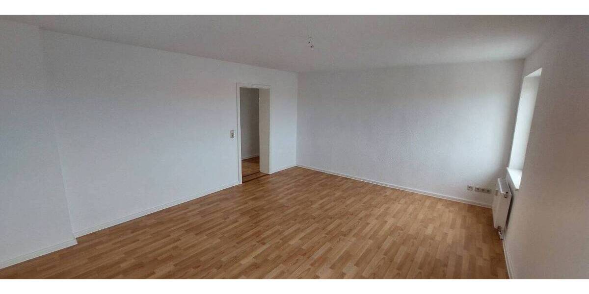 Etagenwohnung Stralsund Kniepervorstadt - 4 Zimmer, 101 m&sup2;, 890&euro; | Angebot:26207418