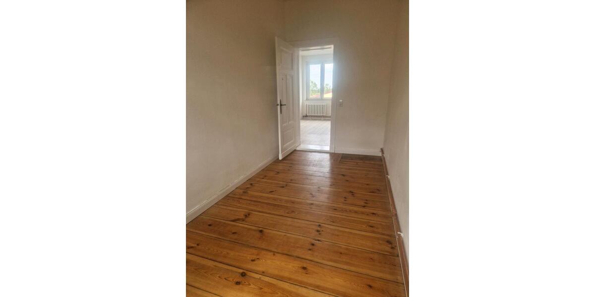 Etagenwohnung Templin - 4 Zimmer, 98 m&sup2;, 1.050&euro; | Angebot:26496212