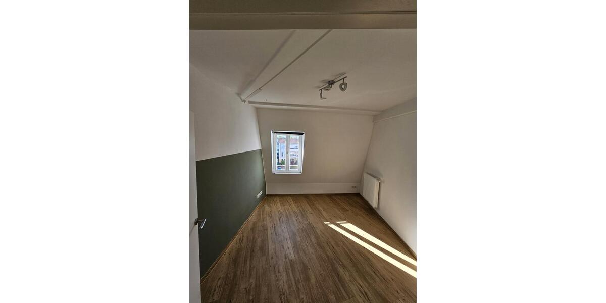 Dachgeschoßwohnung Steinfurt - 4 Zimmer, 110 m&sup2;, 1.150&euro; | Angebot:26165948