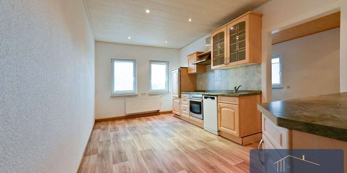 Wohnung zum Mieten in Lauter-Bernsbach 700 € 120 m² 5 zimmer