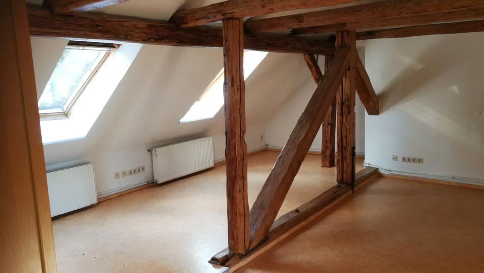 Dachgeschoßwohnung Blankenburg (Harz) - 3 Zimmer, 80 m&sup2;, 500&euro; | Angebot:26062886