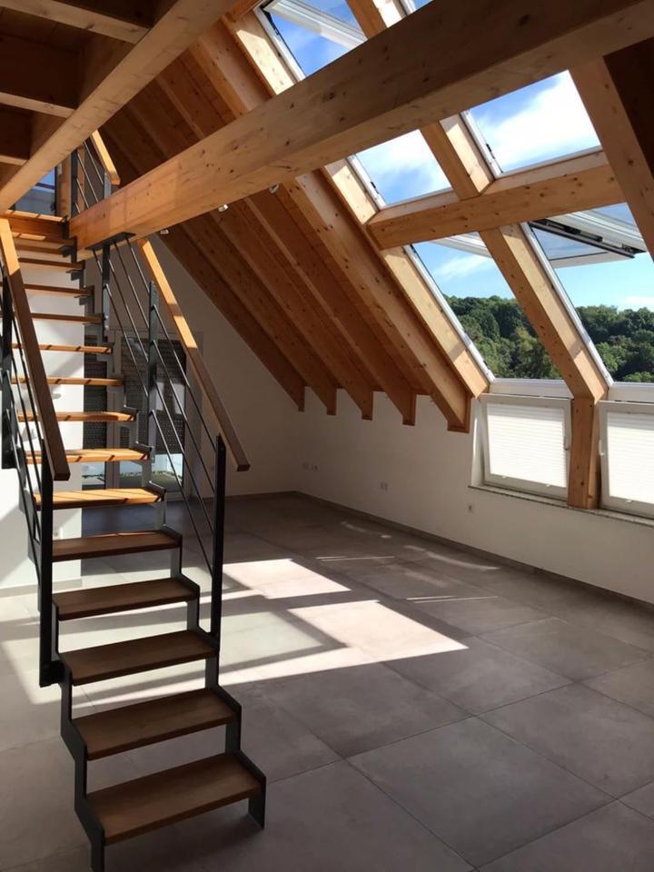 Lichtdurchflutete 5-Zimmer Maisonette Wohnung zu vermieten