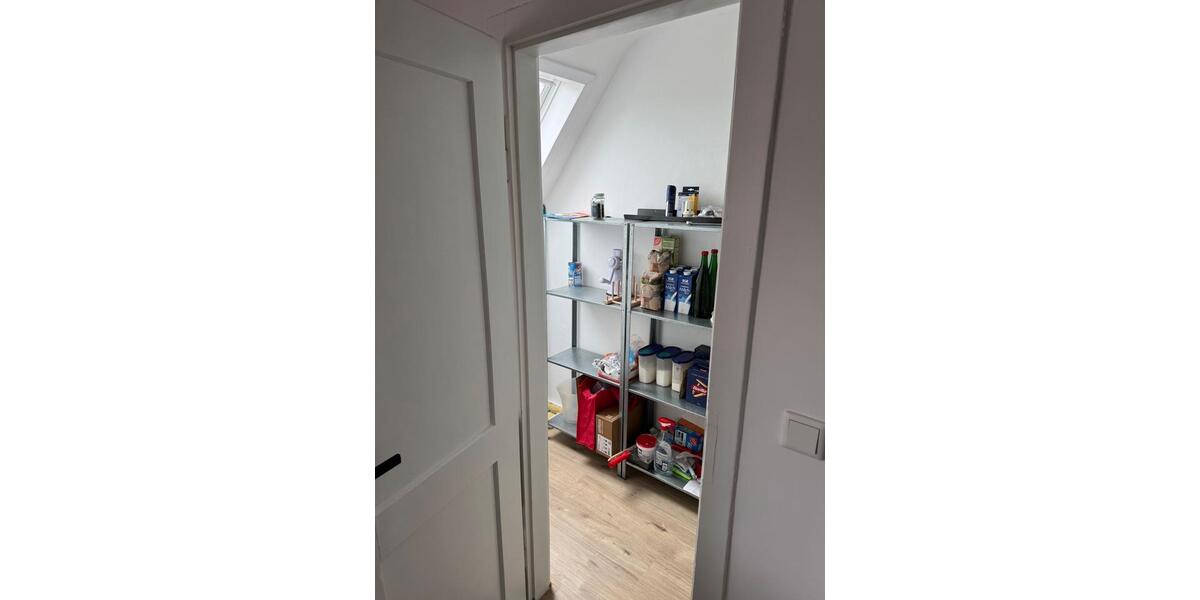 Dachgeschoßwohnung Schweinfurt Gartenstadt - 3 Zimmer, 63 m&sup2;, 870&euro; | Angebot:25725525