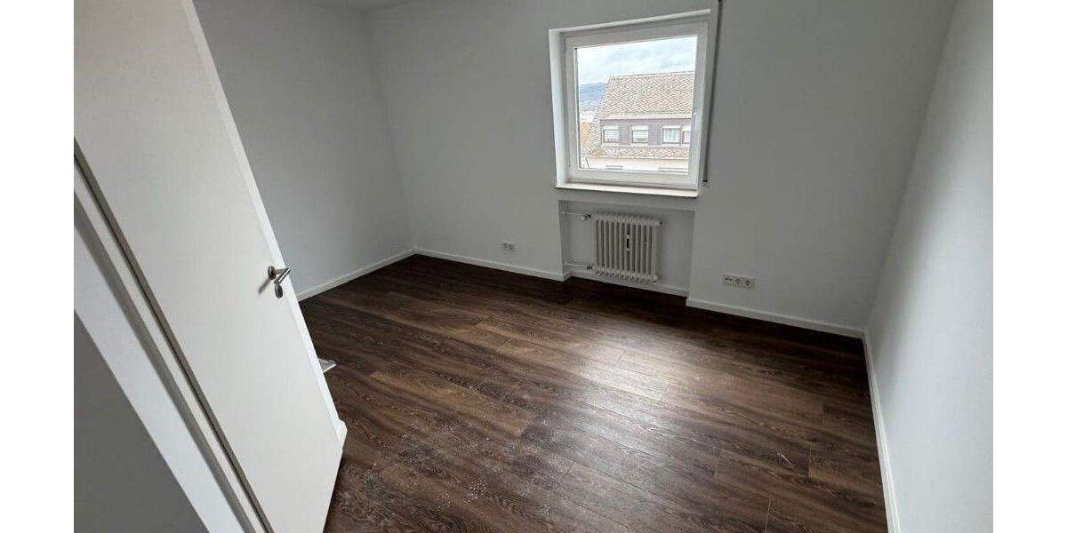 Etagenwohnung Trier Ruwer - 3 Zimmer, 80 m&sup2;, 925&euro; | Angebot:25776613