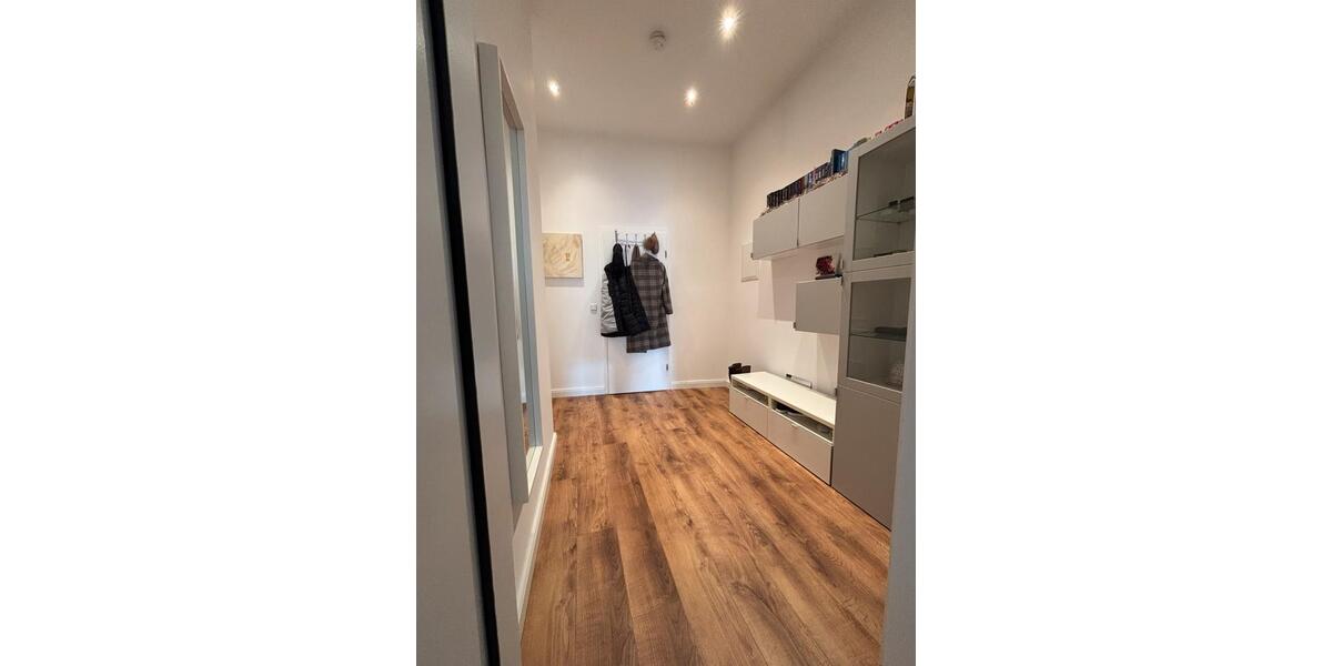 Etagenwohnung Mittweida - 1 Zimmer, 60 m&sup2;, 450&euro; | Angebot:26335107