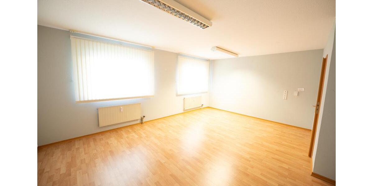 Gewerbeobjekt Tuttlingen - 1.200&euro; | Angebot:25865497