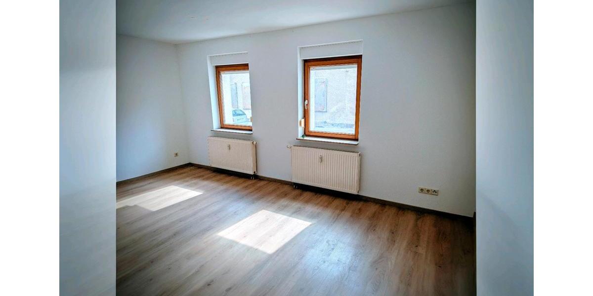 Erdgeschoßwohnung Güsten - 2 Zimmer, 42 m&sup2;, 300&euro; | Angebot:26041835