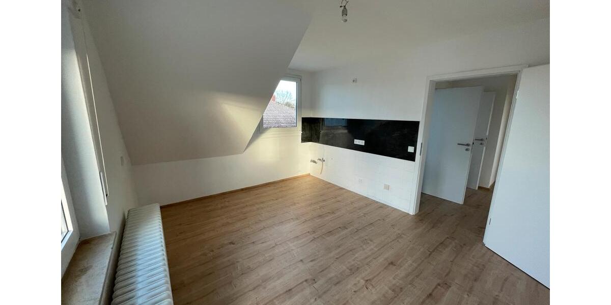Dachgeschoßwohnung Oppenheim - 3 Zimmer, 84 m&sup2;, 890&euro; | Angebot:26385776