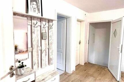 Wohnung Güstrow - 5 Zimmer, 100 m&sup2;, 1.000&euro; | Angebot:27656767