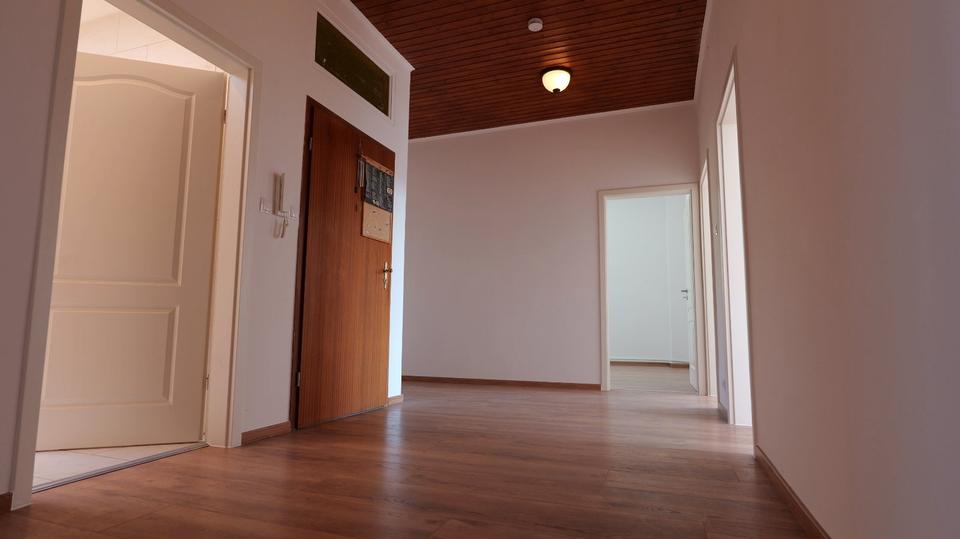Etagenwohnung Wilhelmshaven Heppens - 4 Zimmer, 166 m&sup2;, 1.350&euro; | Angebot:26592294