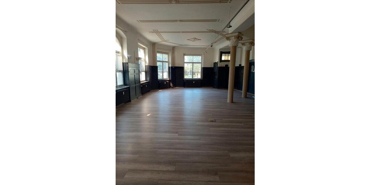 Wohnen auf Zeit Hohenstein-Ernstthal Ernstthal - 1 Zimmer, 85 m&sup2;, 50&euro; | Angebot:26655278