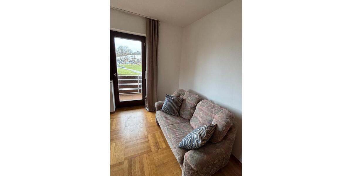 Wohnen auf Zeit Vogt - 3 Zimmer, 70 m&sup2;, 25&euro; | Angebot:26268208