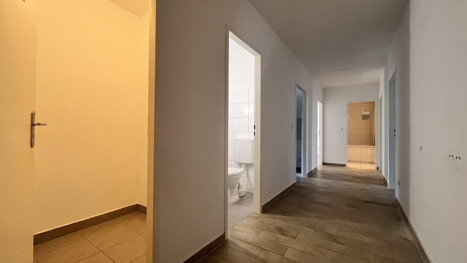 Etagenwohnung Ismaning - 3 Zimmer, 86 m&sup2;, 1.900&euro; | Angebot:24846926