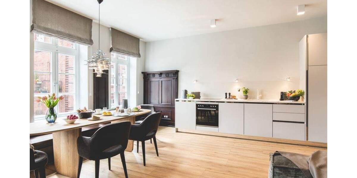 Etagenwohnung Lüneburg Altstadt - 3 Zimmer, 92 m&sup2;, 2.650&euro; | Angebot:25267284