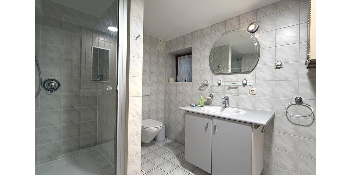 Einfamilienhaus Nürnberg Holzheim - 6 Zimmer, 200 m&sup2;, 2.200&euro; | Angebot:24715191