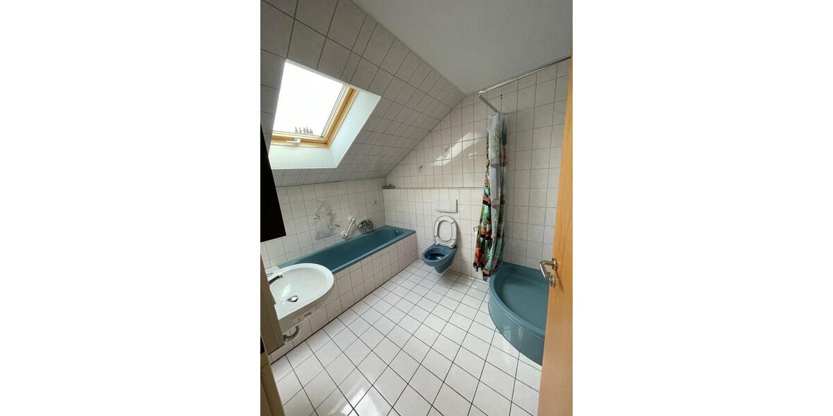 Dachgeschoßwohnung Herrischried - 3.5 Zimmer, 112 m&sup2;, 1.022&euro; | Angebot:24676822
