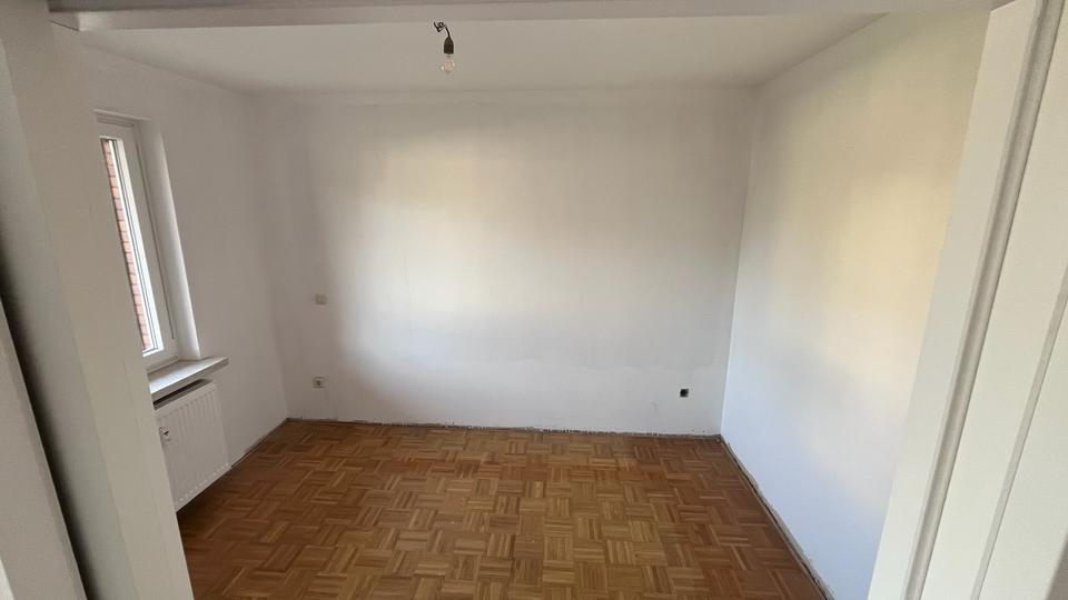 Erdgeschoßwohnung Bröckel - 4 Zimmer, 135 m&sup2;, 1.200&euro; | Angebot:24749760