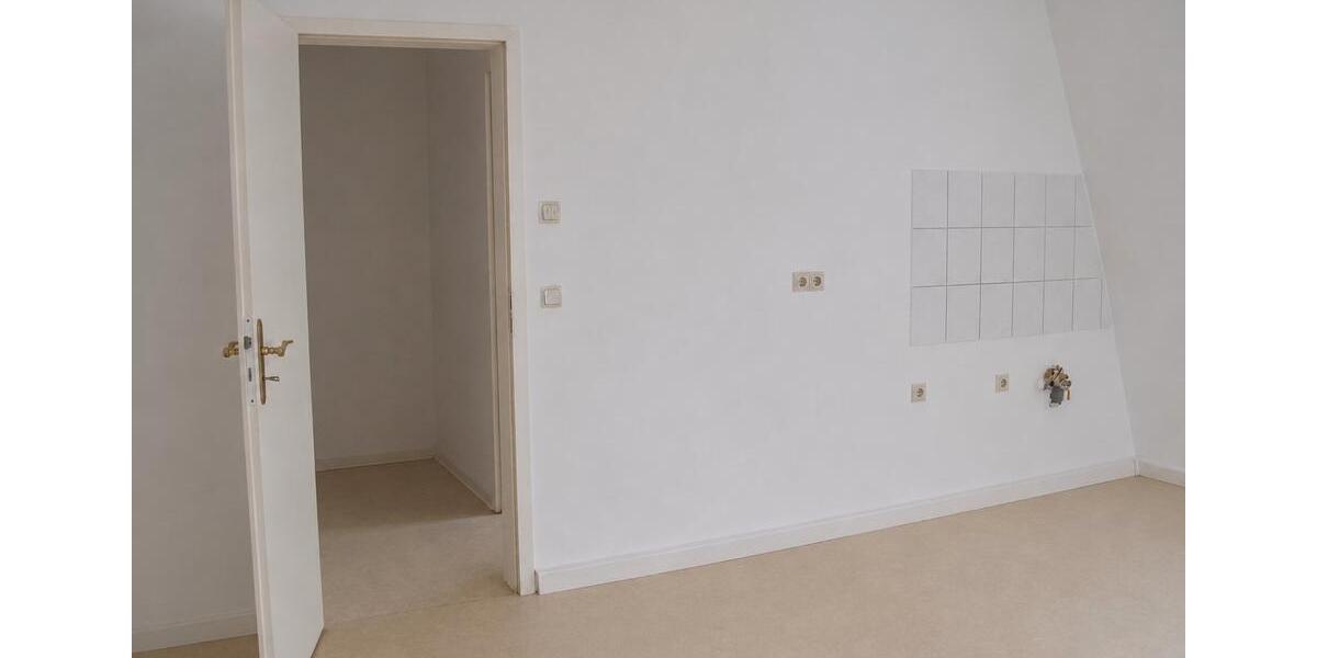 Dachgeschoßwohnung Gotha - 1 Zimmer, 30 m&sup2;, 299&euro; | Angebot:26665313