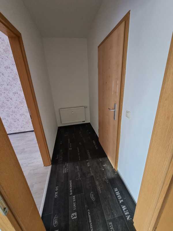 Sehr geräumige, ruhige Wohnung mit Einbauküche in Götz 3 zimmer