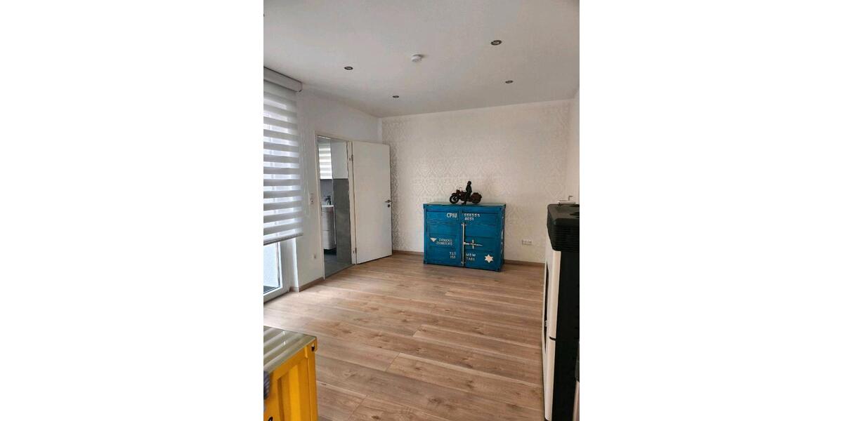 Reihenhaus Eschwege - 4 Zimmer, 120 m&sup2;, 1.200&euro; | Angebot:26703070