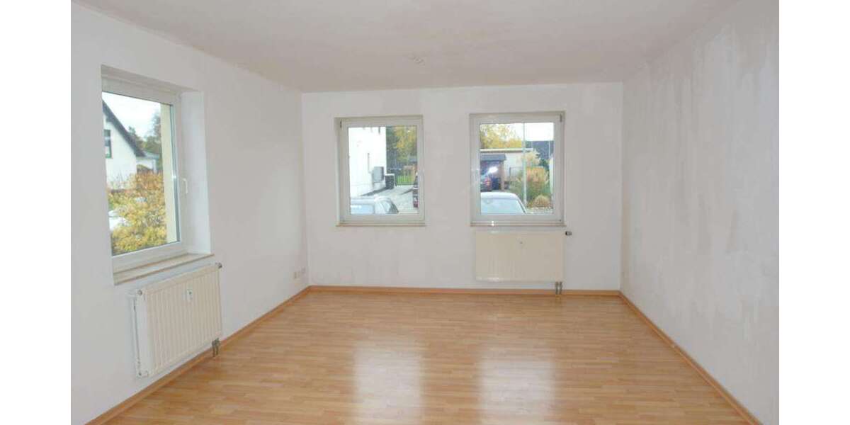 Etagenwohnung Königsbrück - 3 Zimmer, 77 m&sup2;, 719&euro; | Angebot:25963389