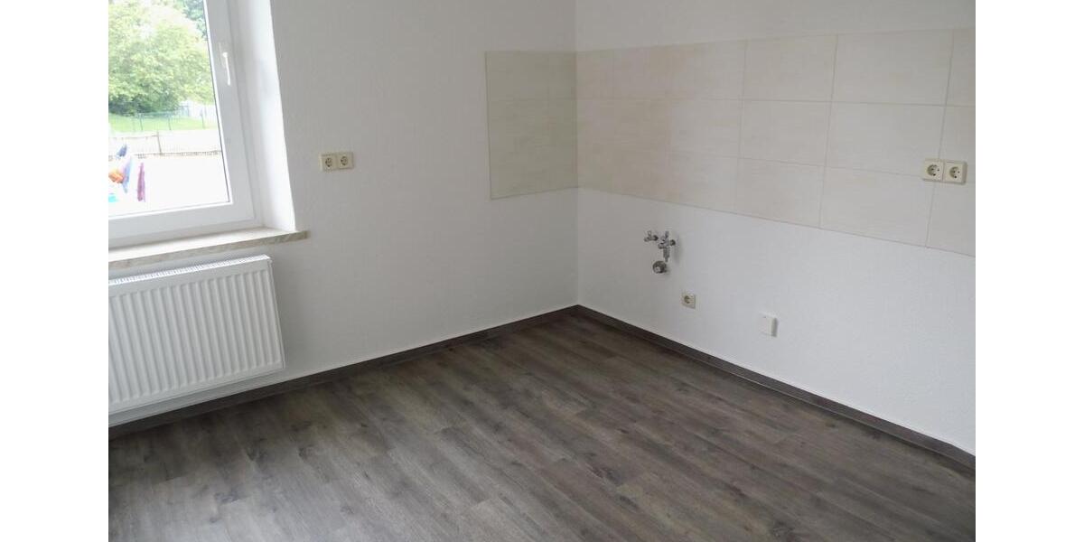 Etagenwohnung Hartha - 3 Zimmer, 61 m&sup2;, 318&euro; | Angebot:22712064