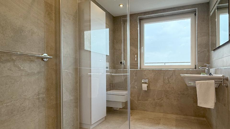 Einfamilienhaus Villingen-Schwenningen Schwenningen - 2.5 Zimmer, 87 m&sup2;, 1.200&euro; | Angebot:25993645