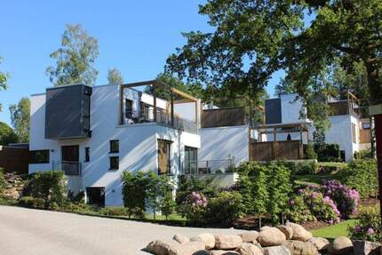 Haus Buchholz in der Nordheide Holm-Seppensen - 5 Zimmer, 249 m&sup2;, 2.610&euro; | Angebot:26157459