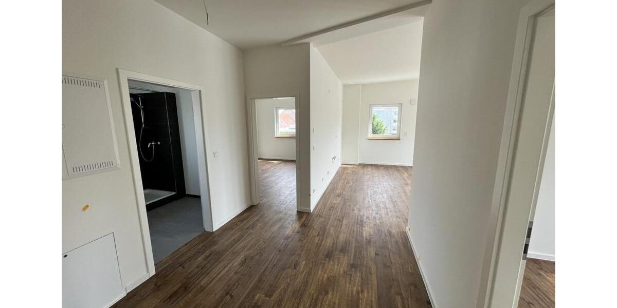 Etagenwohnung Nauen - 4 Zimmer, 90 m&sup2;, 1.330&euro; | Angebot:26646412