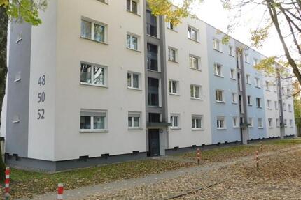 Einzugsbereit neu renovierte Familienwohnung mit großem Balkon! 3 zimmer