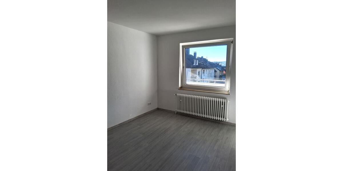 Etagenwohnung Wuppertal Gemarkung Elberfeld - 3 Zimmer, 70 m&sup2;, 610&euro; | Angebot:26645323