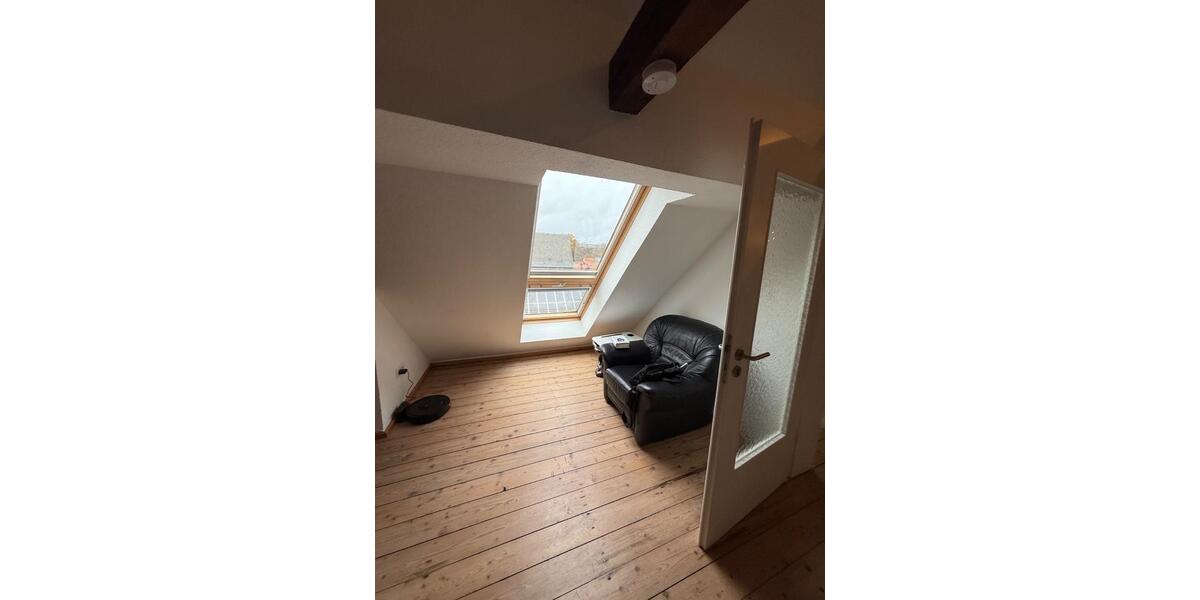 Dachgeschoßwohnung Diemelsee - 2 Zimmer, 80 m&sup2;, 600&euro; | Angebot:26630961
