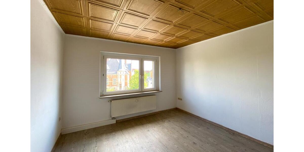 Etagenwohnung Naumburg (Saale) - 4 Zimmer, 82 m&sup2;, 533&euro; | Angebot:17822265