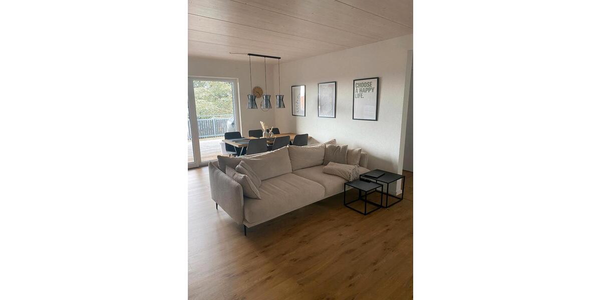 Etagenwohnung Neuler - 3 Zimmer, 80 m&sup2;, 950&euro; | Angebot:25987978