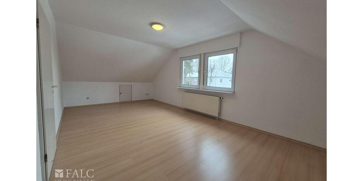 Dachgeschoßwohnung Königs Wusterhausen - 2 Zimmer, 61 m&sup2;, 1.000&euro; | Angebot:25231770