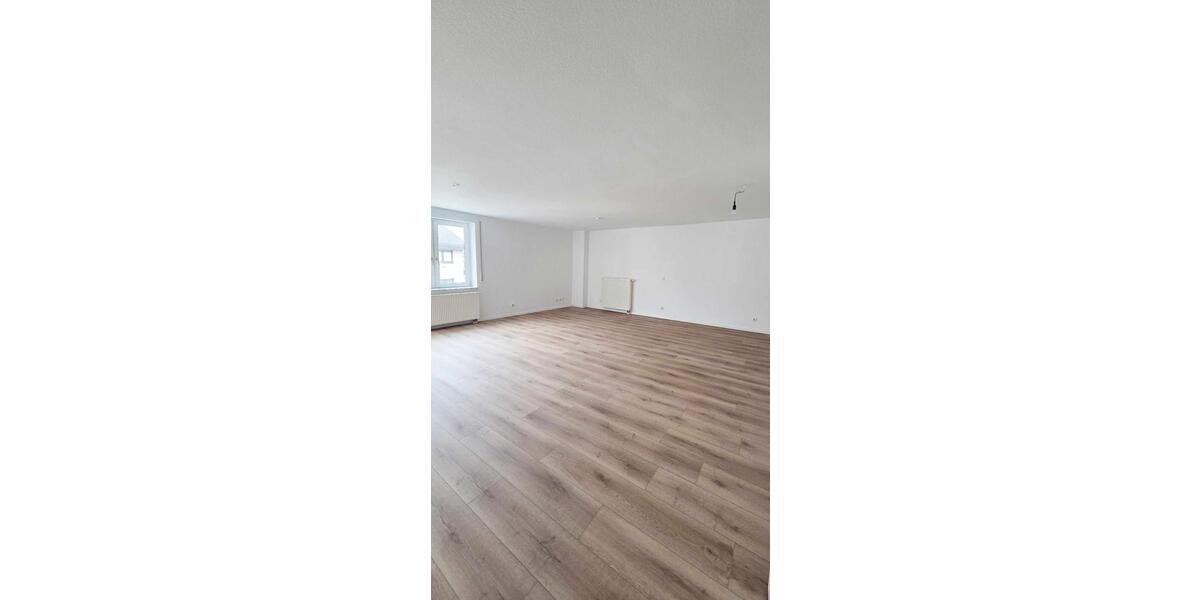Etagenwohnung Bornheim - 2 Zimmer, 88 m&sup2;, 1.095&euro; | Angebot:26060431
