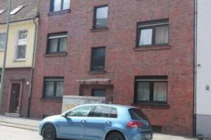 DU-Duissern, Moltkestraße 75, 1. OG, 108 m², 4 Zimmer, Küche Diele, Bad, 2 verglaste Balkone, kompl. renoviert 4 zimmer